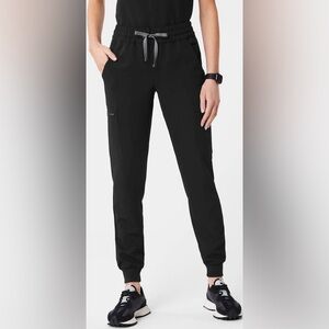 Women’s m Black Zamora High Waisted Petite Jogger Scrub Pants